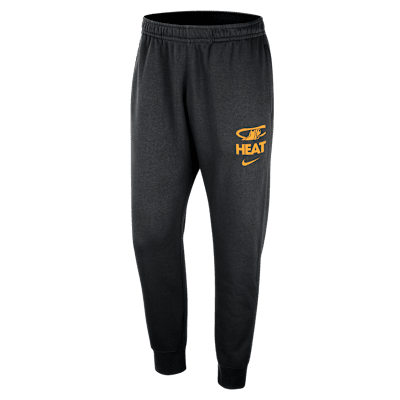 Miami Heat Club Courtside Men's Nike NBA Joggers. Nike.com